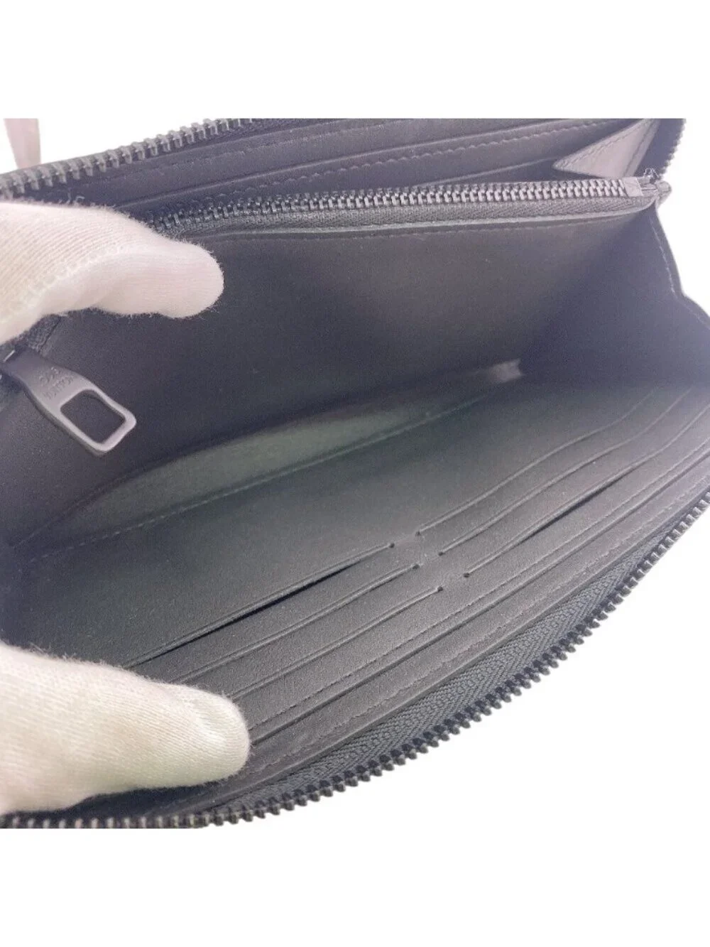 Louis Vuitton Zippy Wallet Horizontal Monogram Taurillon